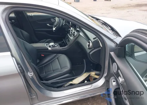 2015 Mercedes-Benz C 300 4Matic from USA, damaged, VIN 55SWF4KB1FU095272